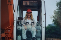 Shirley Kaci Into Construction